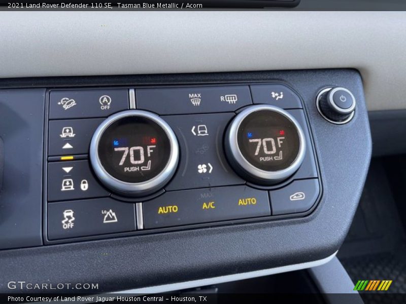 Controls of 2021 Defender 110 SE