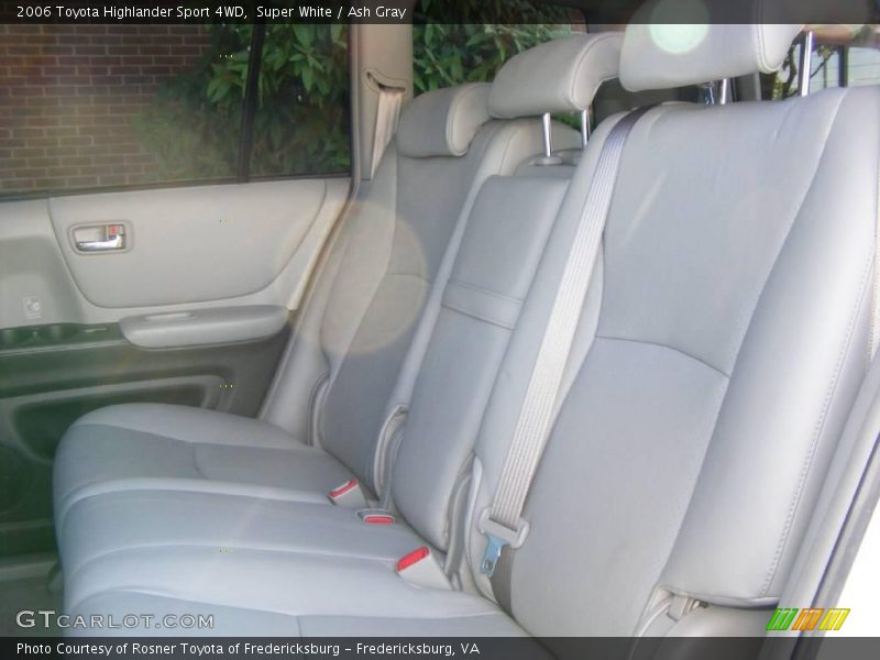 Super White / Ash Gray 2006 Toyota Highlander Sport 4WD
