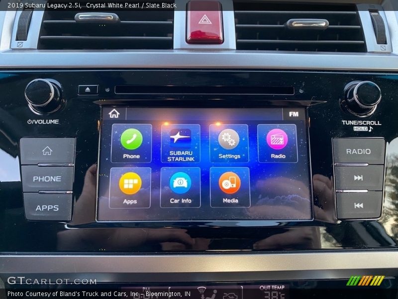 Crystal White Pearl / Slate Black 2019 Subaru Legacy 2.5i