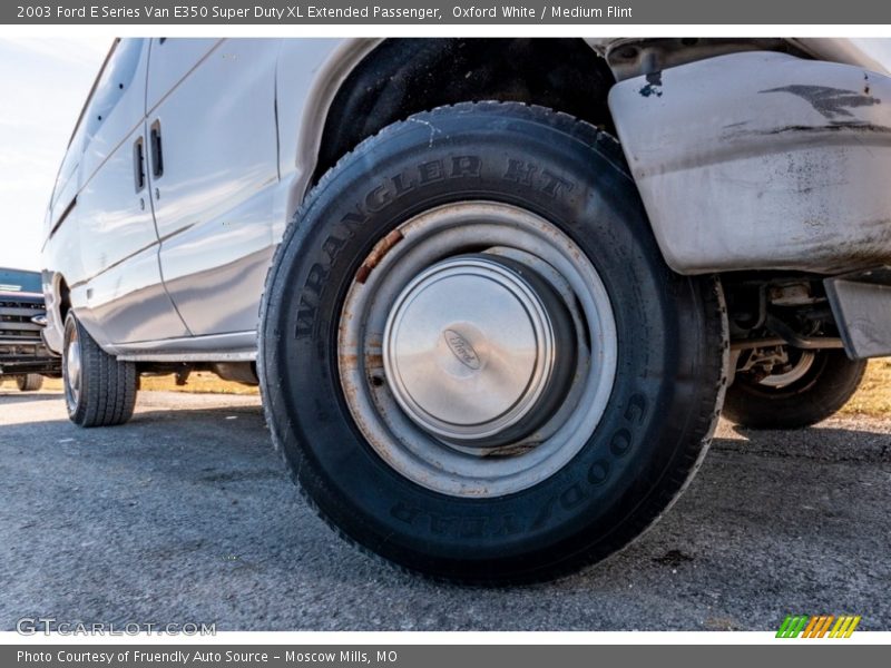 Oxford White / Medium Flint 2003 Ford E Series Van E350 Super Duty XL Extended Passenger