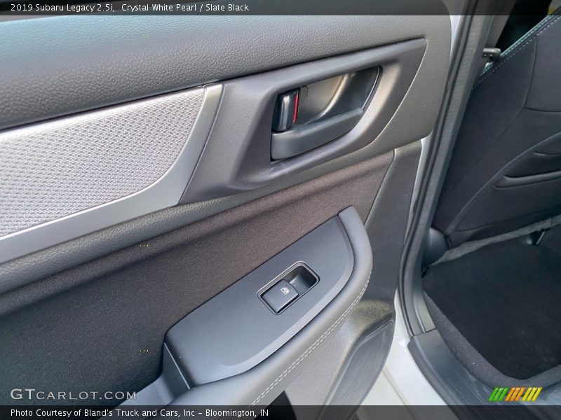 Crystal White Pearl / Slate Black 2019 Subaru Legacy 2.5i