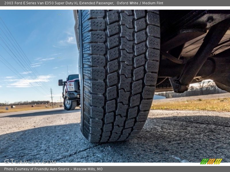 Oxford White / Medium Flint 2003 Ford E Series Van E350 Super Duty XL Extended Passenger