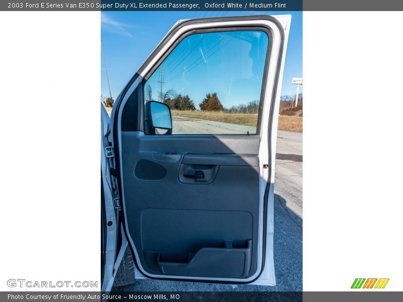 Oxford White / Medium Flint 2003 Ford E Series Van E350 Super Duty XL Extended Passenger