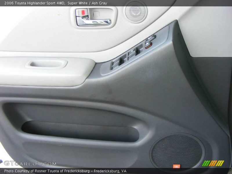 Super White / Ash Gray 2006 Toyota Highlander Sport 4WD