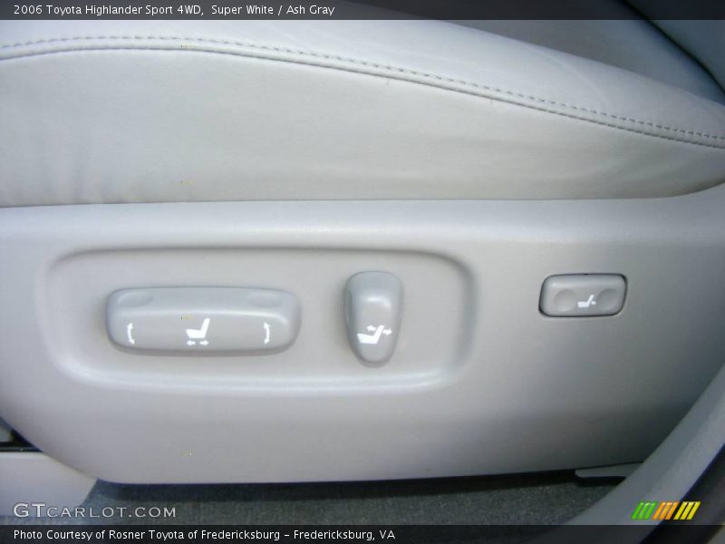 Super White / Ash Gray 2006 Toyota Highlander Sport 4WD