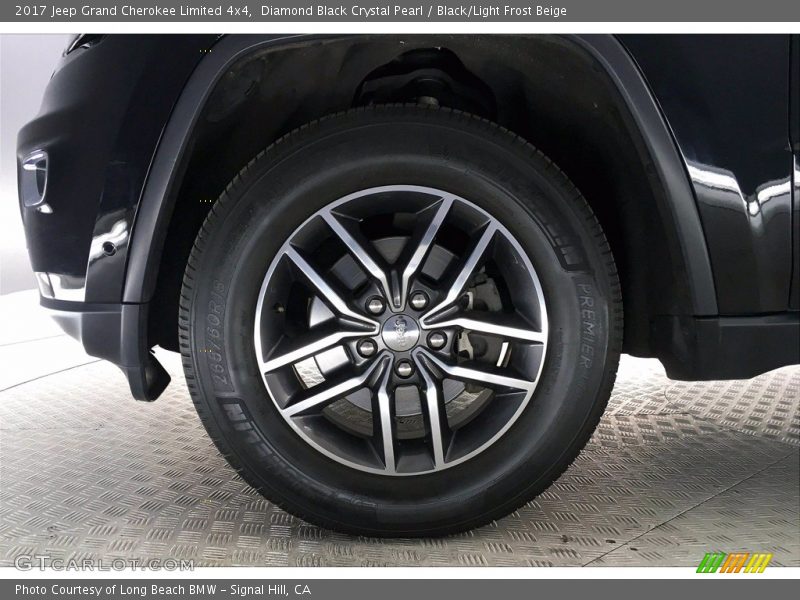 Diamond Black Crystal Pearl / Black/Light Frost Beige 2017 Jeep Grand Cherokee Limited 4x4
