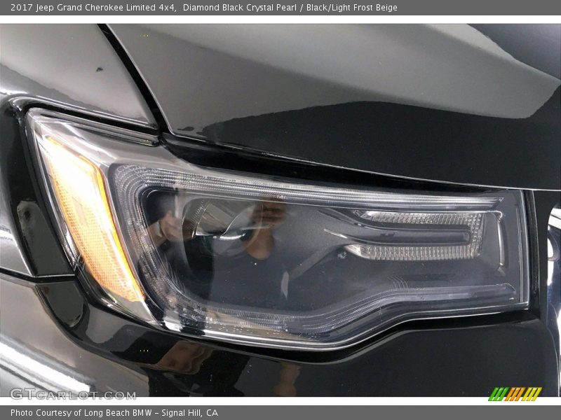 Diamond Black Crystal Pearl / Black/Light Frost Beige 2017 Jeep Grand Cherokee Limited 4x4