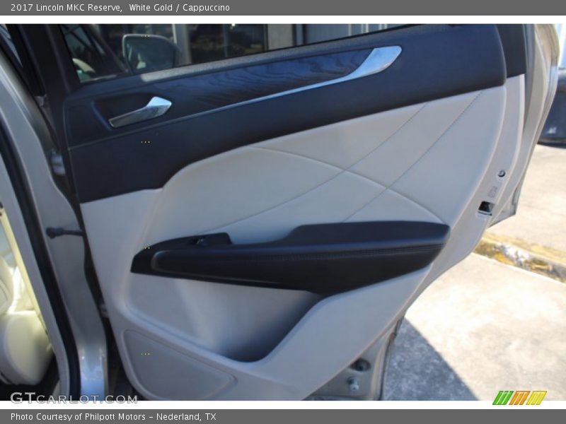 White Gold / Cappuccino 2017 Lincoln MKC Reserve