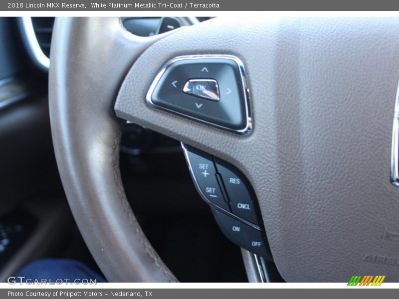 White Platinum Metallic Tri-Coat / Terracotta 2018 Lincoln MKX Reserve