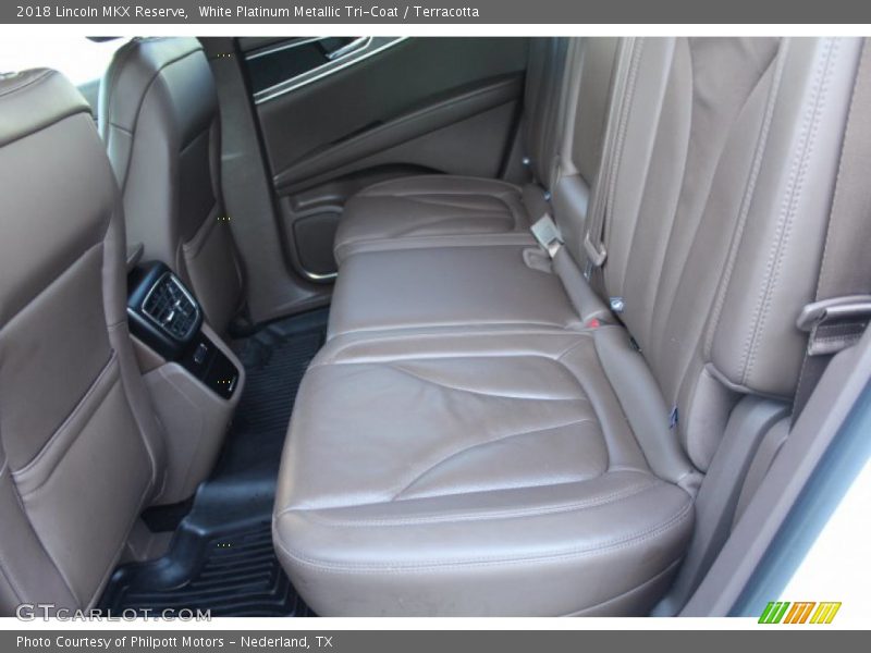 Rear Seat of 2018 MKX Reserve