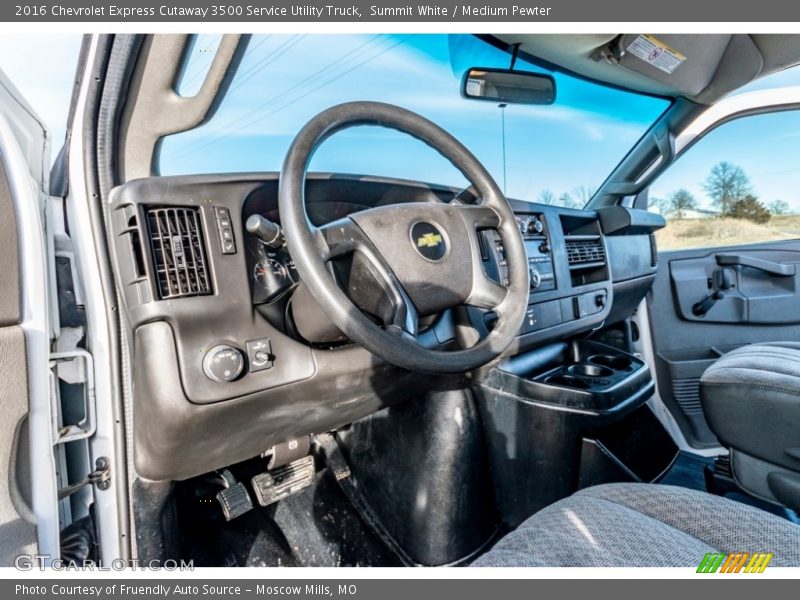 Summit White / Medium Pewter 2016 Chevrolet Express Cutaway 3500 Service Utility Truck