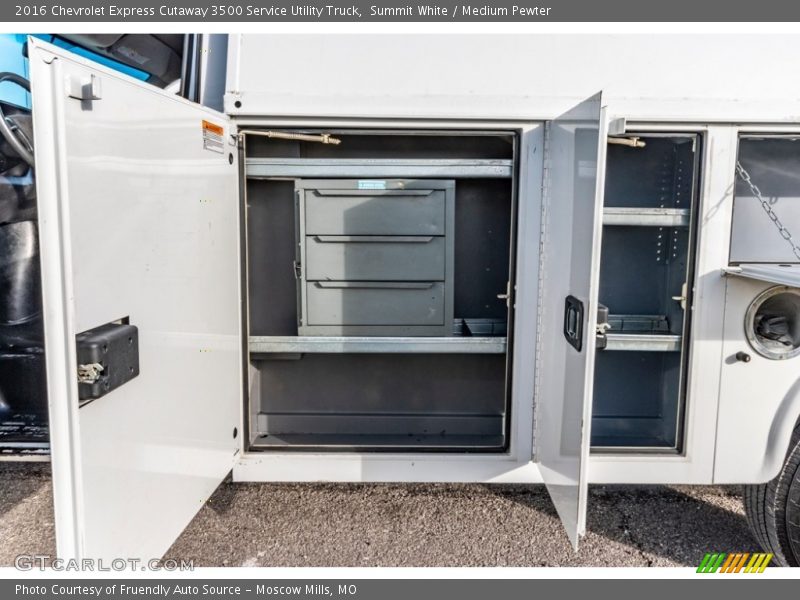 Summit White / Medium Pewter 2016 Chevrolet Express Cutaway 3500 Service Utility Truck