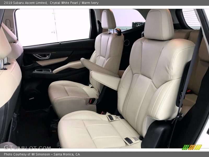Crystal White Pearl / Warm Ivory 2019 Subaru Ascent Limited