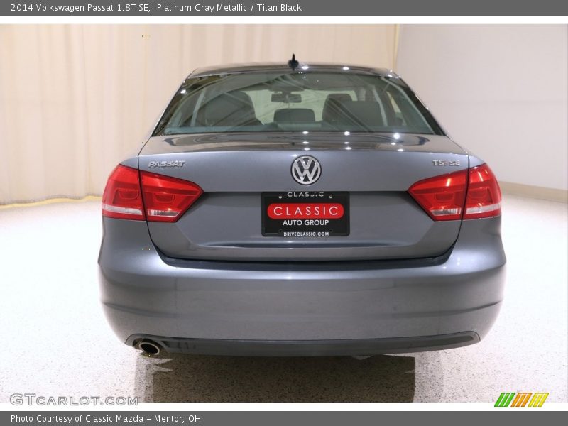 Platinum Gray Metallic / Titan Black 2014 Volkswagen Passat 1.8T SE