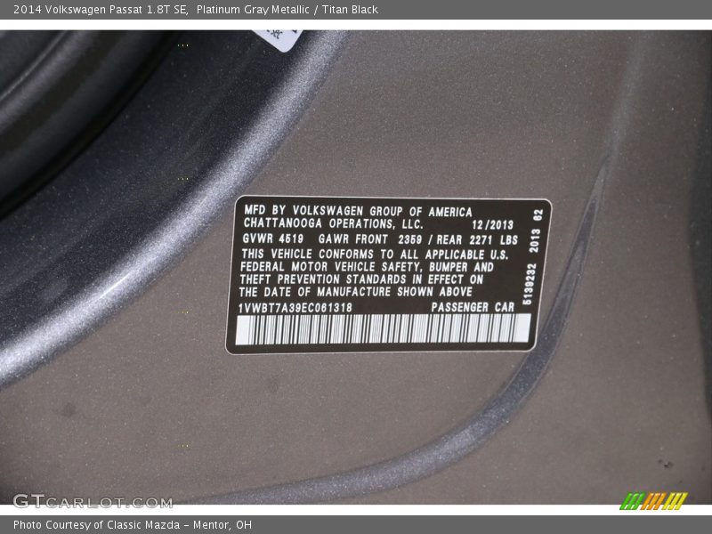 Platinum Gray Metallic / Titan Black 2014 Volkswagen Passat 1.8T SE