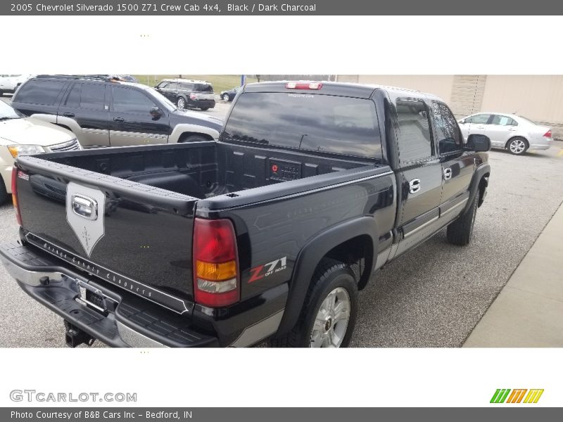 Black / Dark Charcoal 2005 Chevrolet Silverado 1500 Z71 Crew Cab 4x4