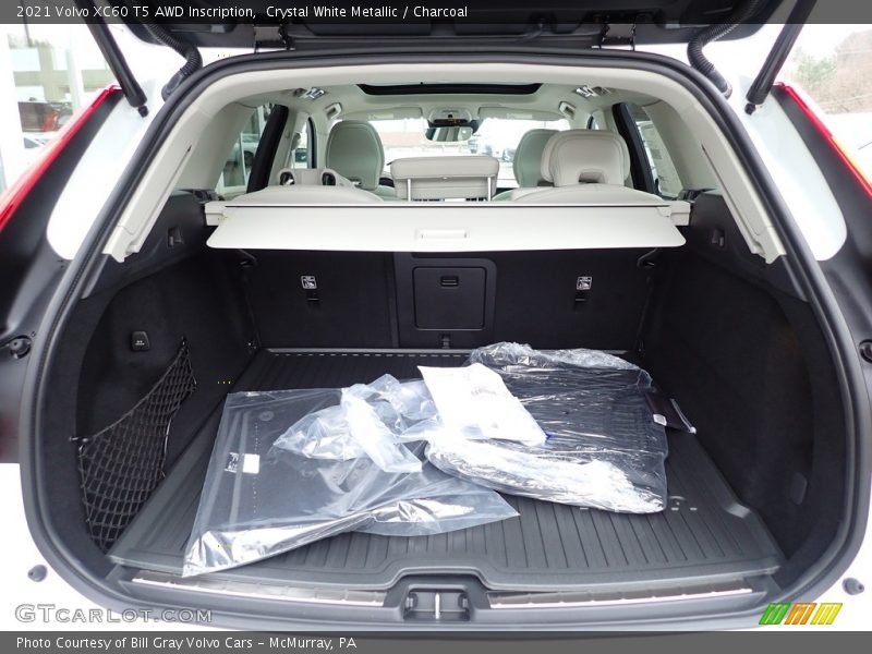 Crystal White Metallic / Charcoal 2021 Volvo XC60 T5 AWD Inscription