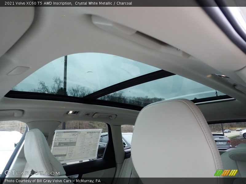 Sunroof of 2021 XC60 T5 AWD Inscription