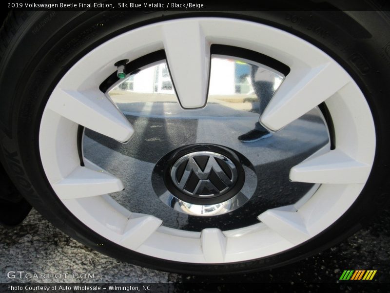 SIlk Blue Metallic / Black/Beige 2019 Volkswagen Beetle Final Edition