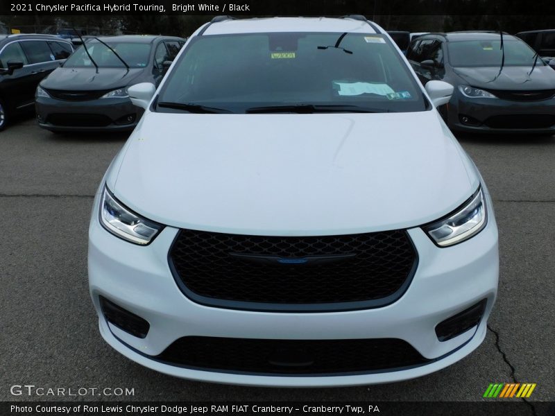 Bright White / Black 2021 Chrysler Pacifica Hybrid Touring
