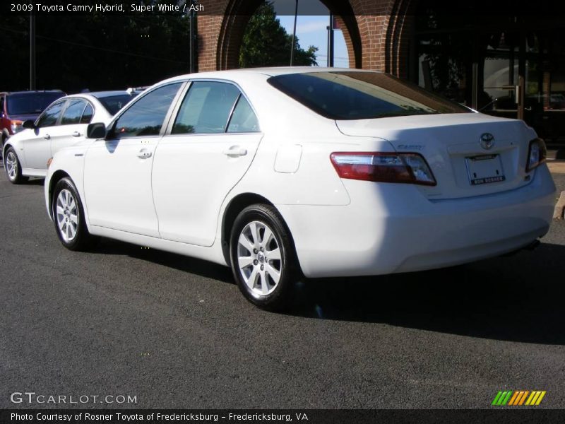 Super White / Ash 2009 Toyota Camry Hybrid