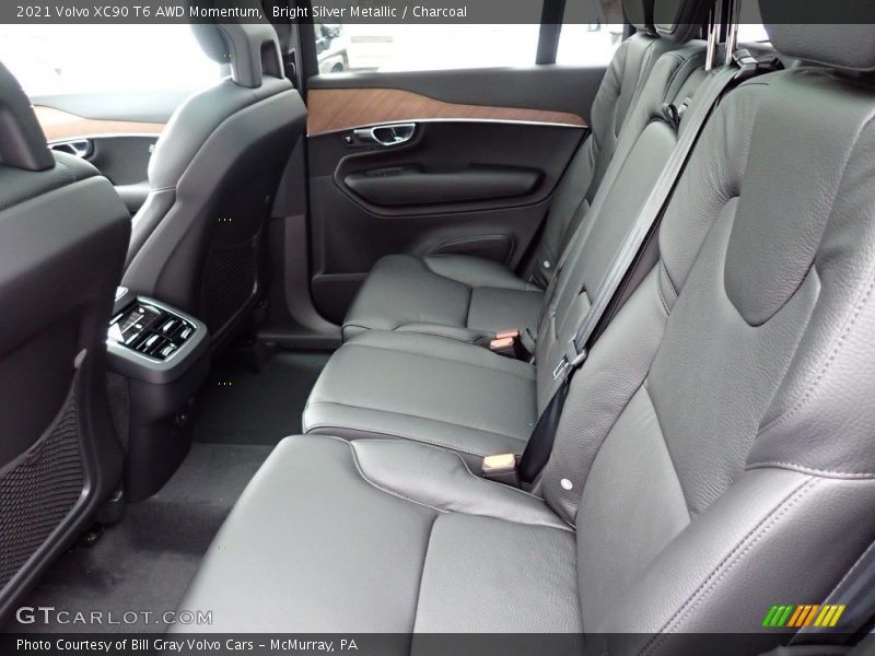 Bright Silver Metallic / Charcoal 2021 Volvo XC90 T6 AWD Momentum