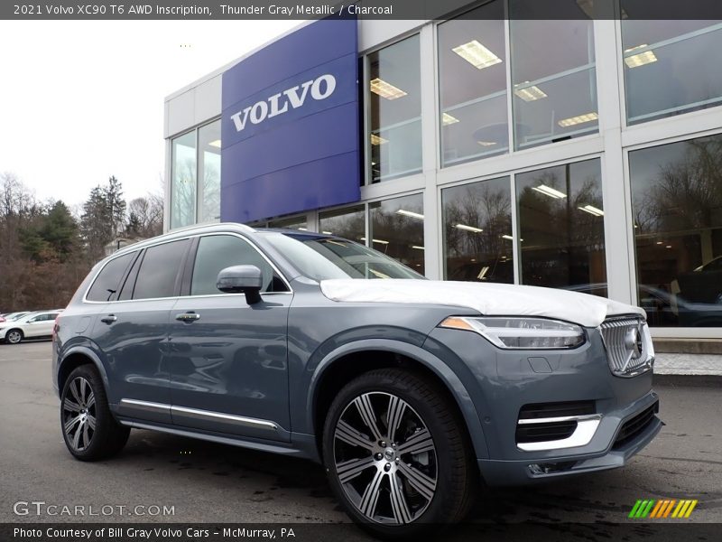 Front 3/4 View of 2021 XC90 T6 AWD Inscription