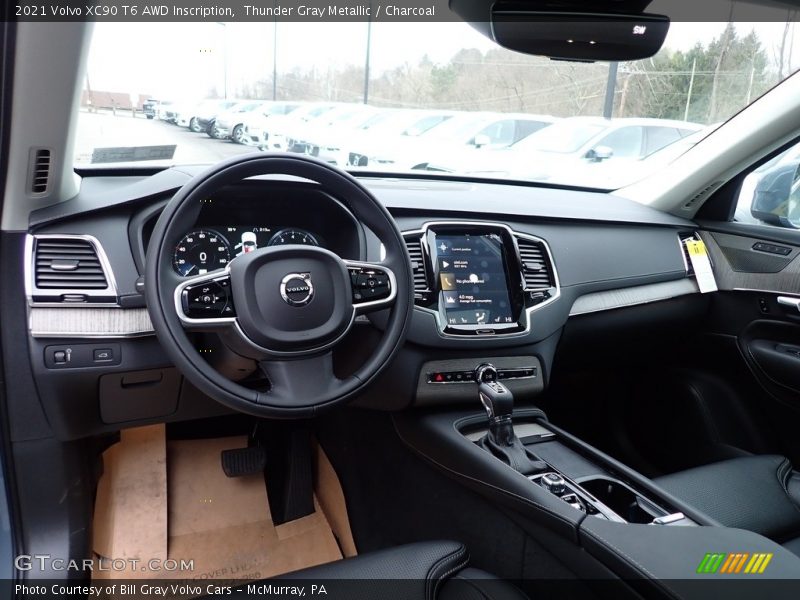 Dashboard of 2021 XC90 T6 AWD Inscription