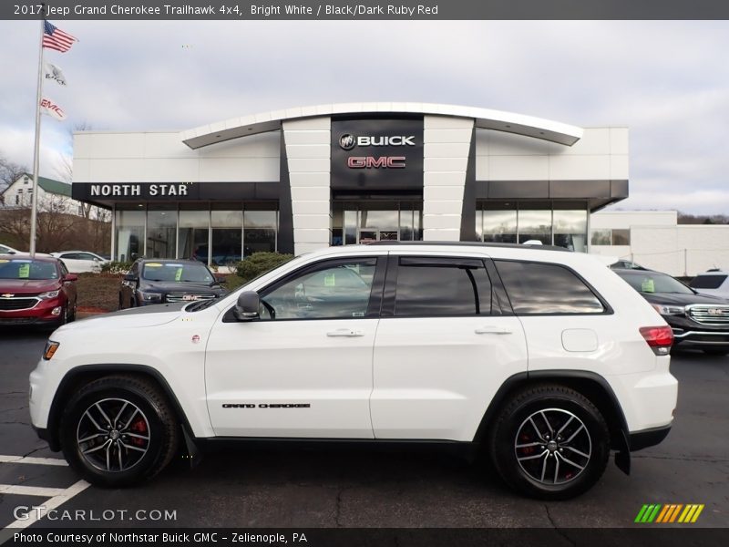 Bright White / Black/Dark Ruby Red 2017 Jeep Grand Cherokee Trailhawk 4x4