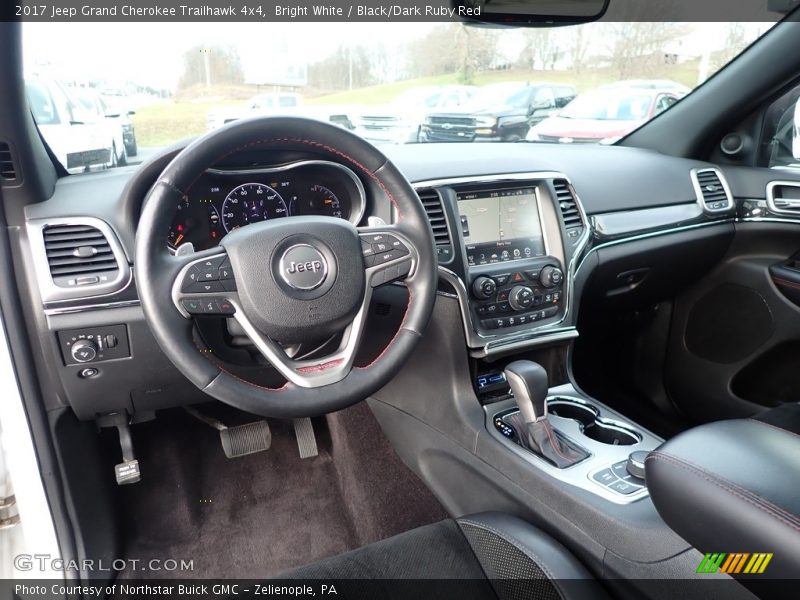 Dashboard of 2017 Grand Cherokee Trailhawk 4x4