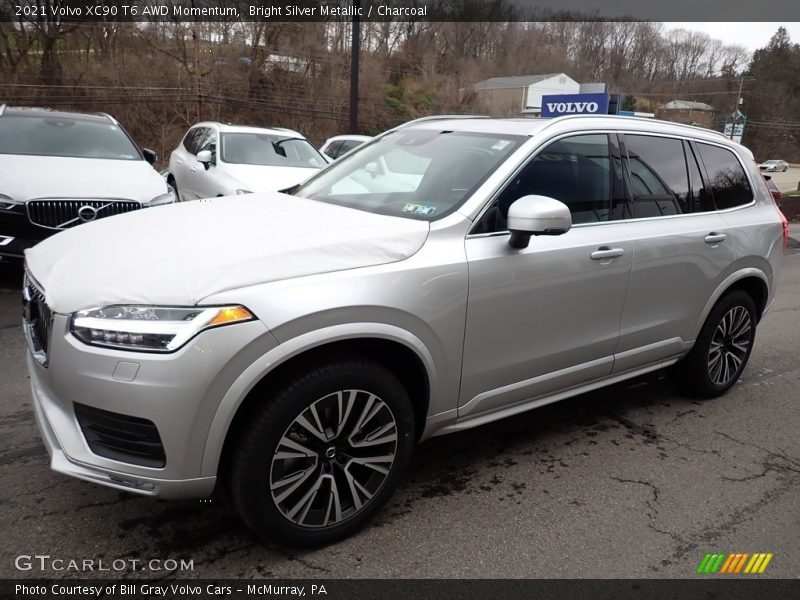Bright Silver Metallic / Charcoal 2021 Volvo XC90 T6 AWD Momentum