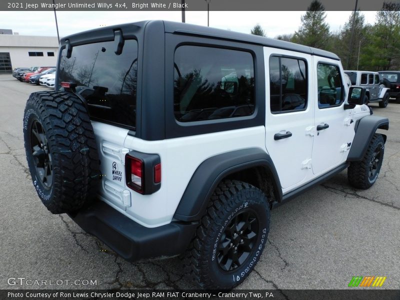 Bright White / Black 2021 Jeep Wrangler Unlimited Willys 4x4