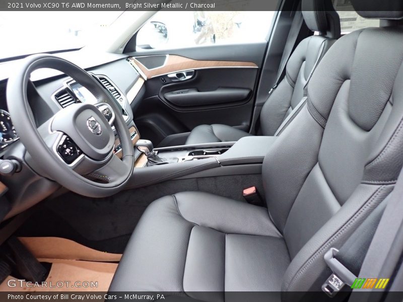 Bright Silver Metallic / Charcoal 2021 Volvo XC90 T6 AWD Momentum