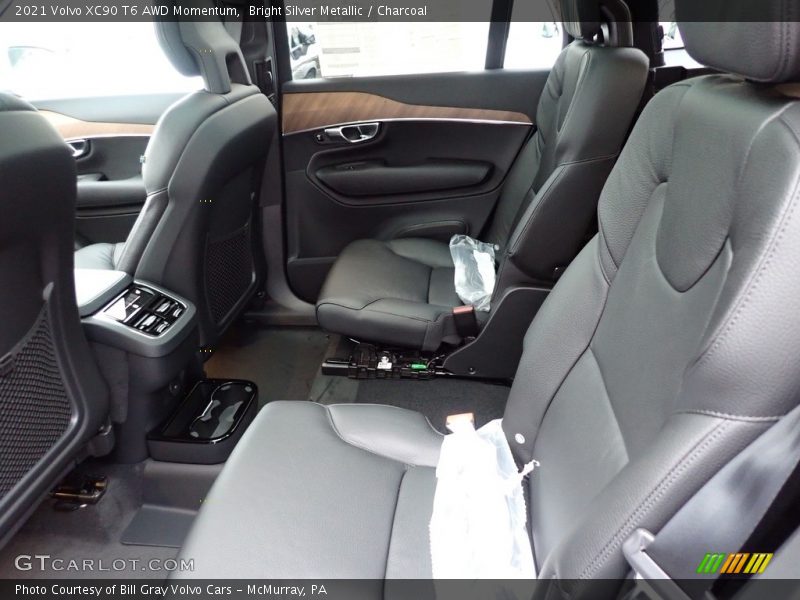Bright Silver Metallic / Charcoal 2021 Volvo XC90 T6 AWD Momentum