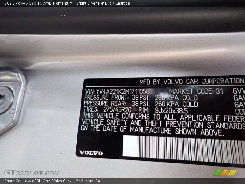 Bright Silver Metallic / Charcoal 2021 Volvo XC90 T6 AWD Momentum