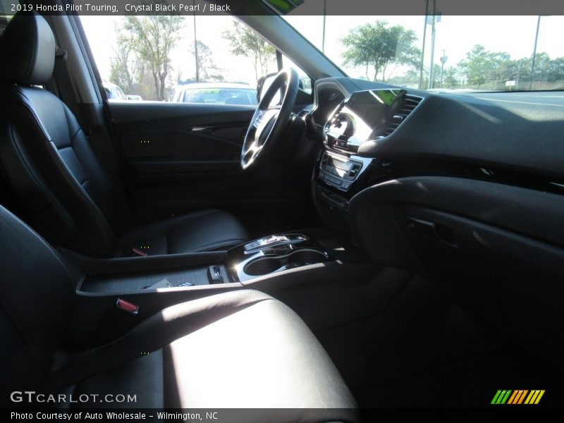 Crystal Black Pearl / Black 2019 Honda Pilot Touring