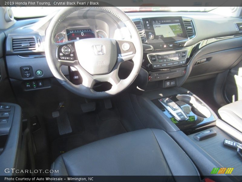 Crystal Black Pearl / Black 2019 Honda Pilot Touring