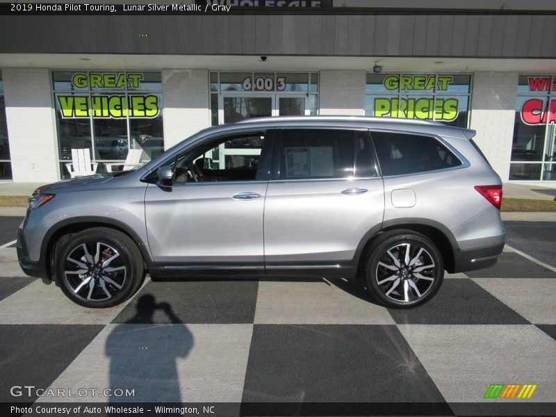Lunar Silver Metallic / Gray 2019 Honda Pilot Touring
