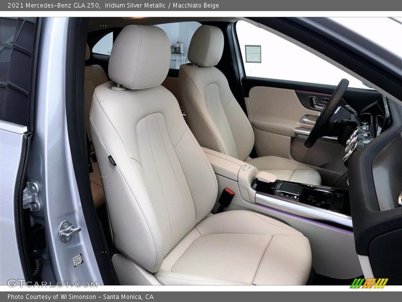 Iridium Silver Metallic / Macchiato Beige 2021 Mercedes-Benz GLA 250