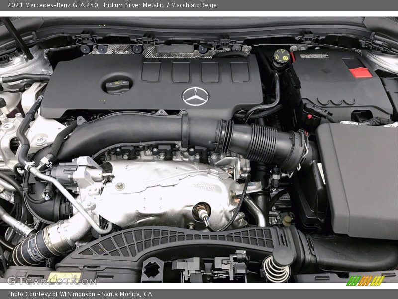 Iridium Silver Metallic / Macchiato Beige 2021 Mercedes-Benz GLA 250