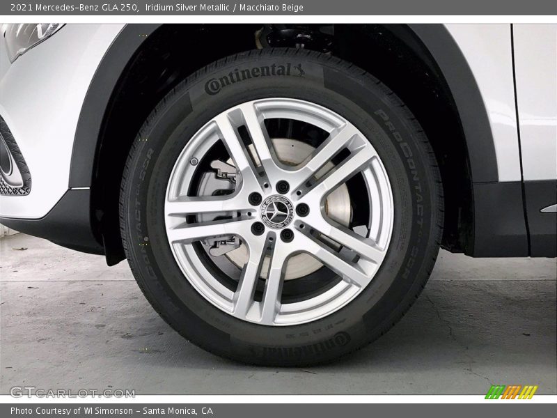 Iridium Silver Metallic / Macchiato Beige 2021 Mercedes-Benz GLA 250