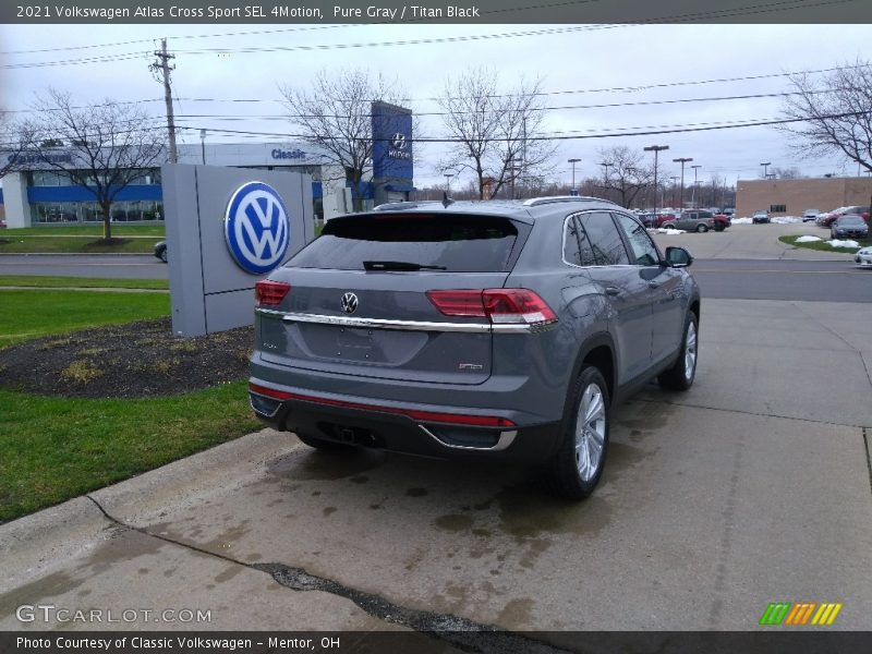 Pure Gray / Titan Black 2021 Volkswagen Atlas Cross Sport SEL 4Motion