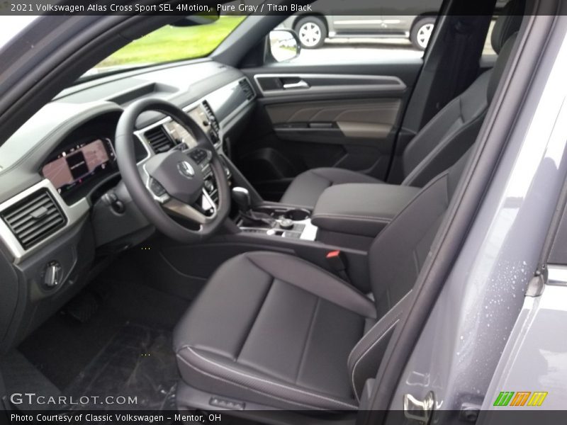 Pure Gray / Titan Black 2021 Volkswagen Atlas Cross Sport SEL 4Motion