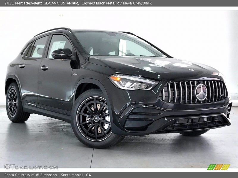 Front 3/4 View of 2021 GLA AMG 35 4Matic