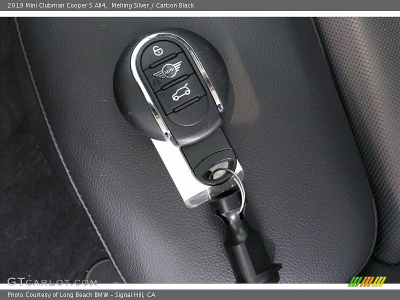 Melting Silver / Carbon Black 2019 Mini Clubman Cooper S All4