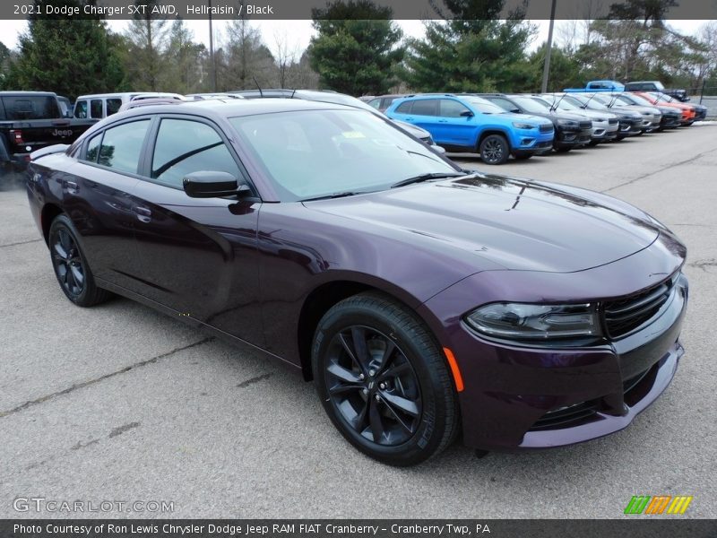Hellraisin / Black 2021 Dodge Charger SXT AWD
