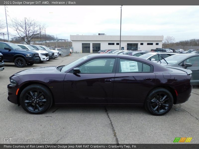 Hellraisin / Black 2021 Dodge Charger SXT AWD