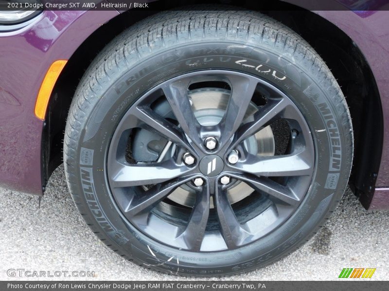 Hellraisin / Black 2021 Dodge Charger SXT AWD