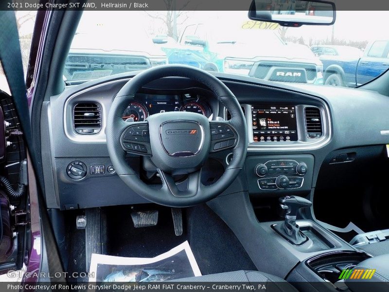 Hellraisin / Black 2021 Dodge Charger SXT AWD