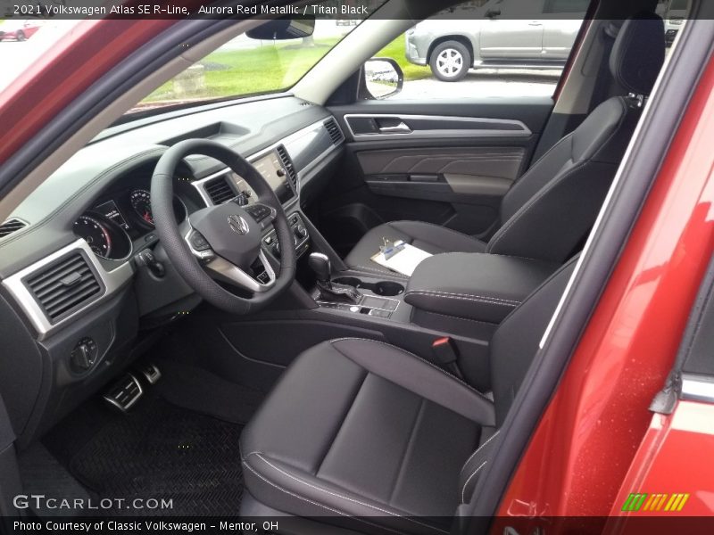  2021 Atlas SE R-Line Titan Black Interior